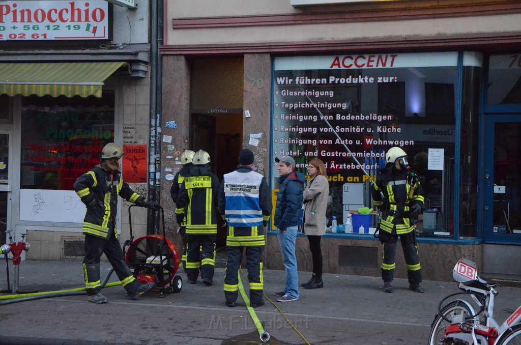 Feuer 2 Koeln Neustadt Sued Aachenerstr P42.JPG - Miklos Laubert